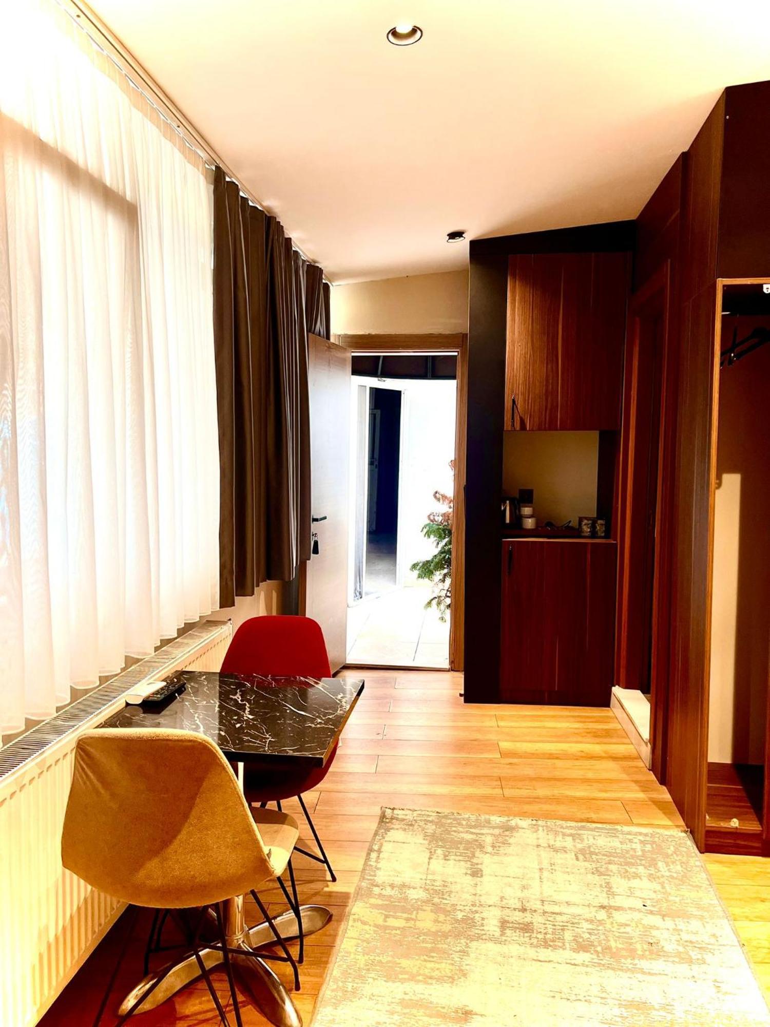 Besiktas Konuk Otel Истанбул Екстериор снимка